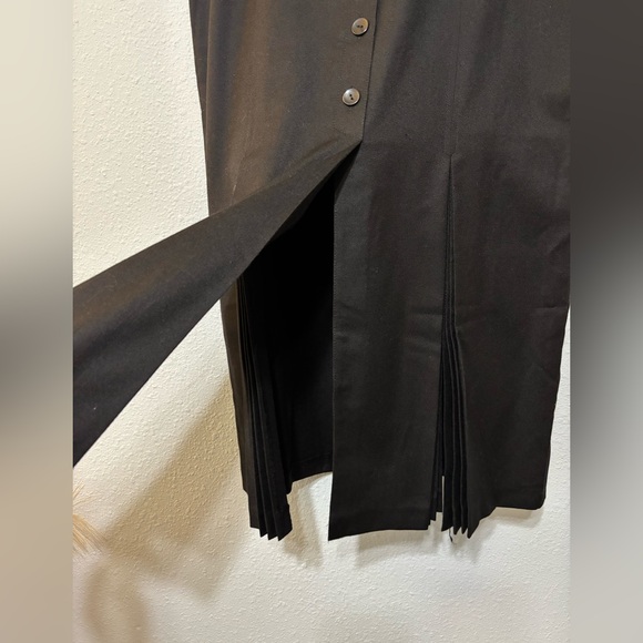Vintage 80s does 40s Black Wool Accordion Pleat Kick Pleat Midi Skirt L EUC - Picture 3 of 8